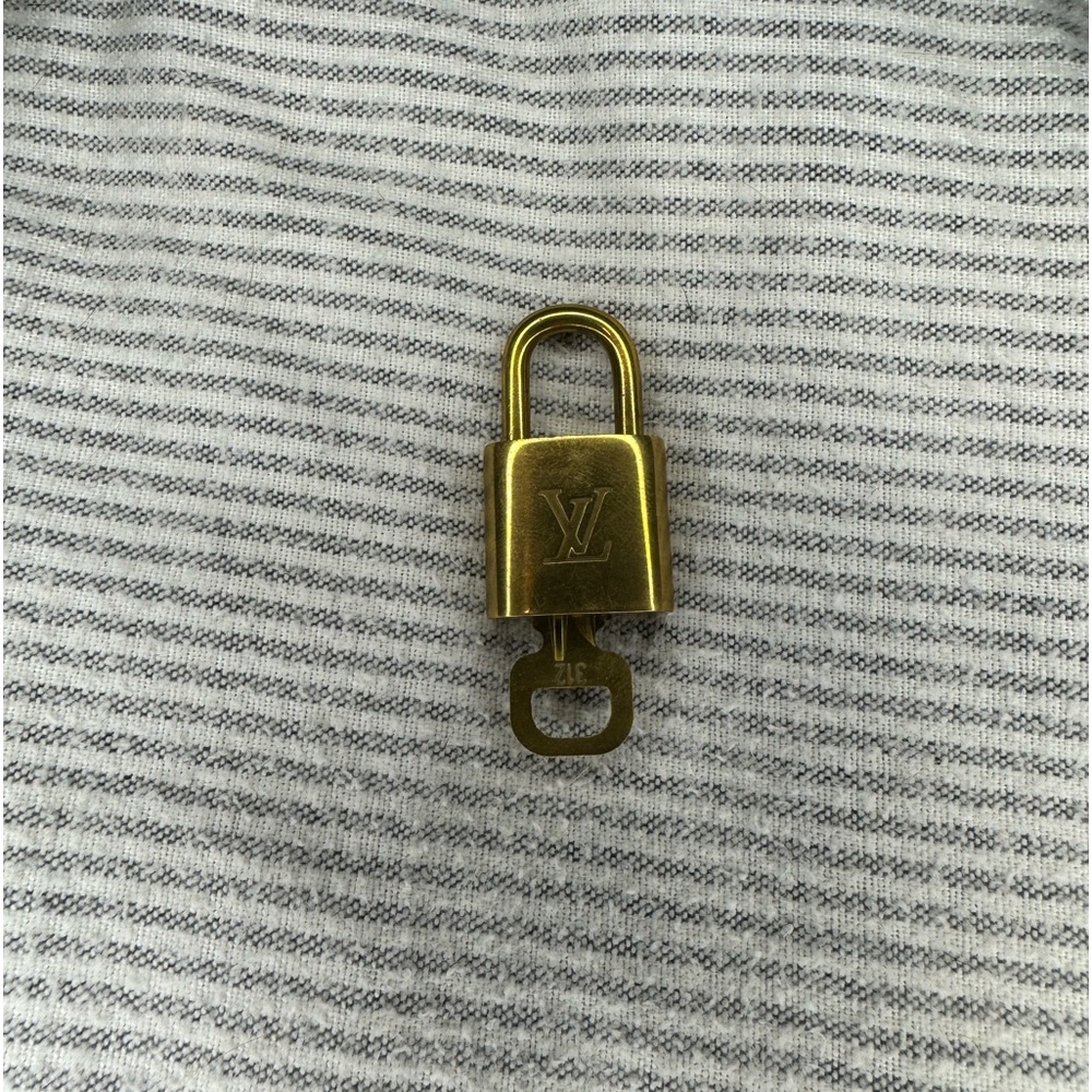RARE 200 SERIES- LV LOCK AND KEY #312
